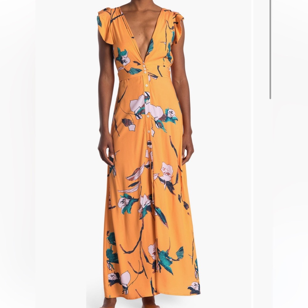 Maaji- NWOT
Kingdom of the Sun CoverUp Maxi Dress